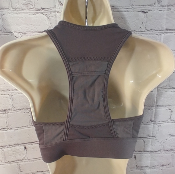 Fabletics Trinity Cell Phone Pocket Grey High Impact Sports Bra M - Picture 2 of 12
